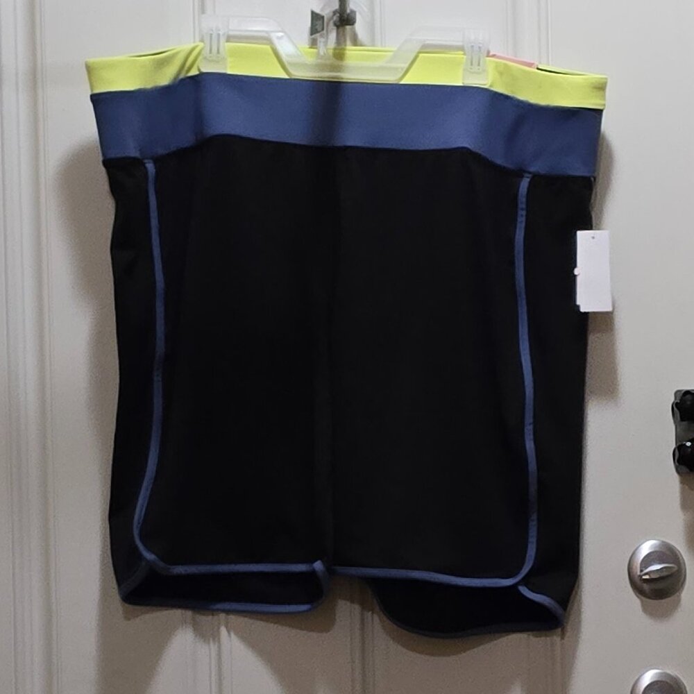 Livi Shorts